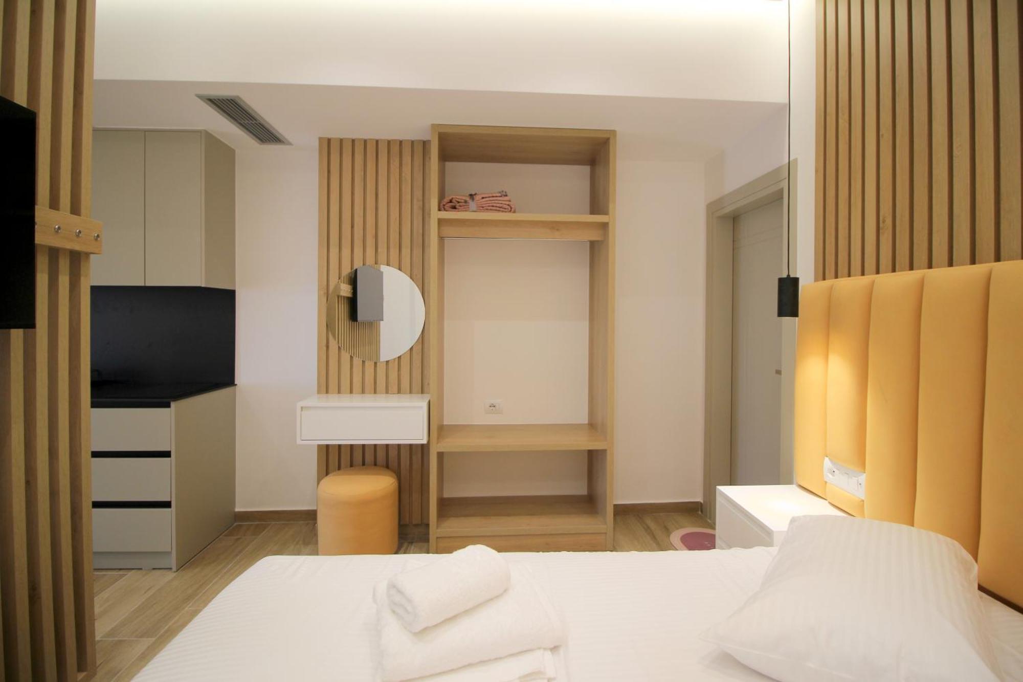 Alis Apartments Саранда Экстерьер фото